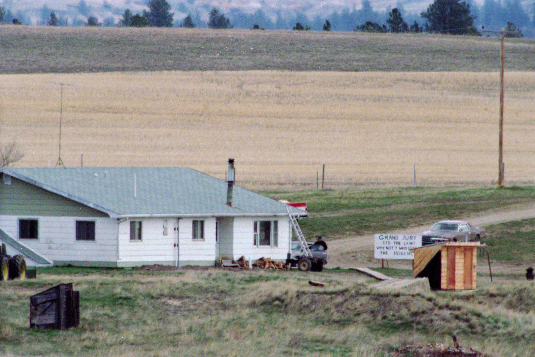 Freemen standoff, May 1, 1996